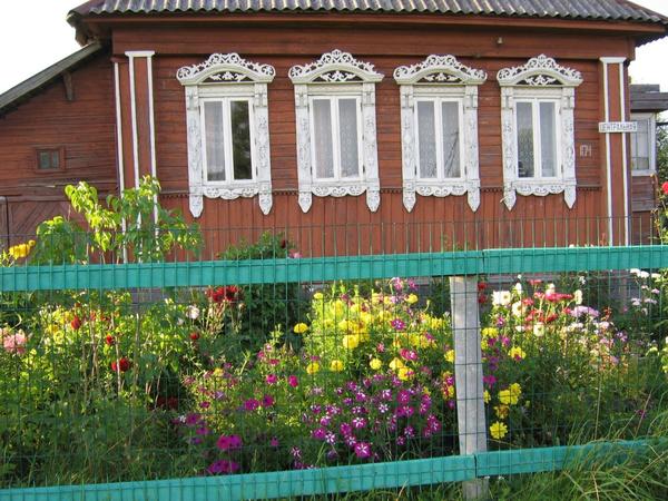 Деревенские палисадники: поездка в Углич